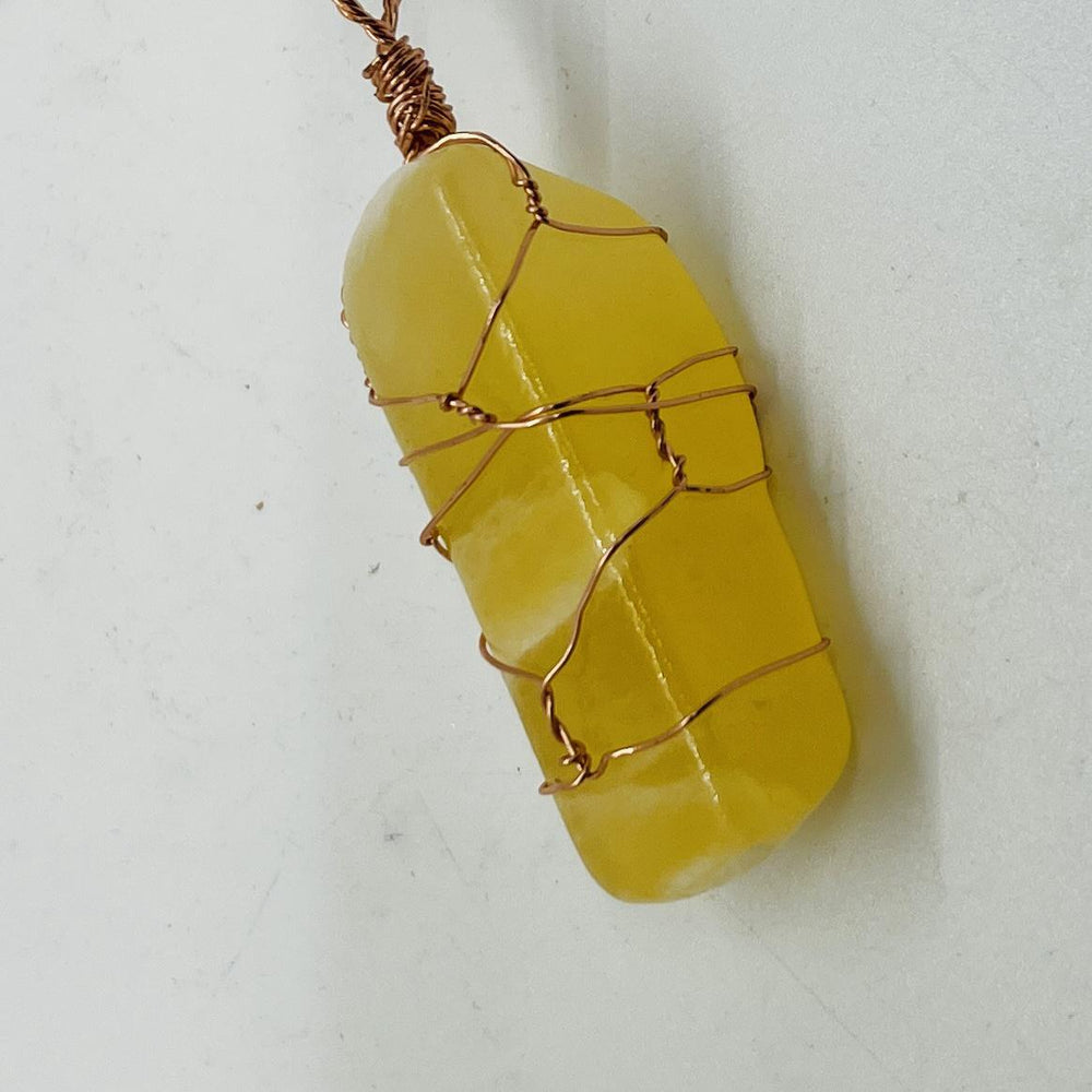 Honeycomb Calcite Wired Necklace