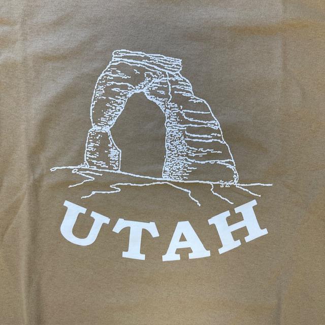 T-shirt Arch